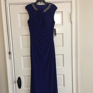 Jessica Howard Elegant Formal Full Length Gown-NWT